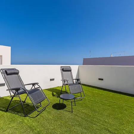 Modern Balcony - Solarium & Parking